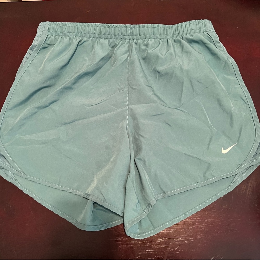 Nike Shorts Youth XL